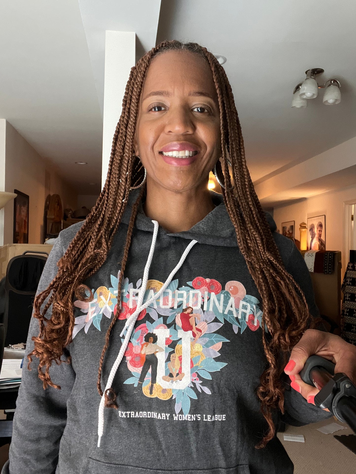 Sisterhoodie Extraordinary U Pullover